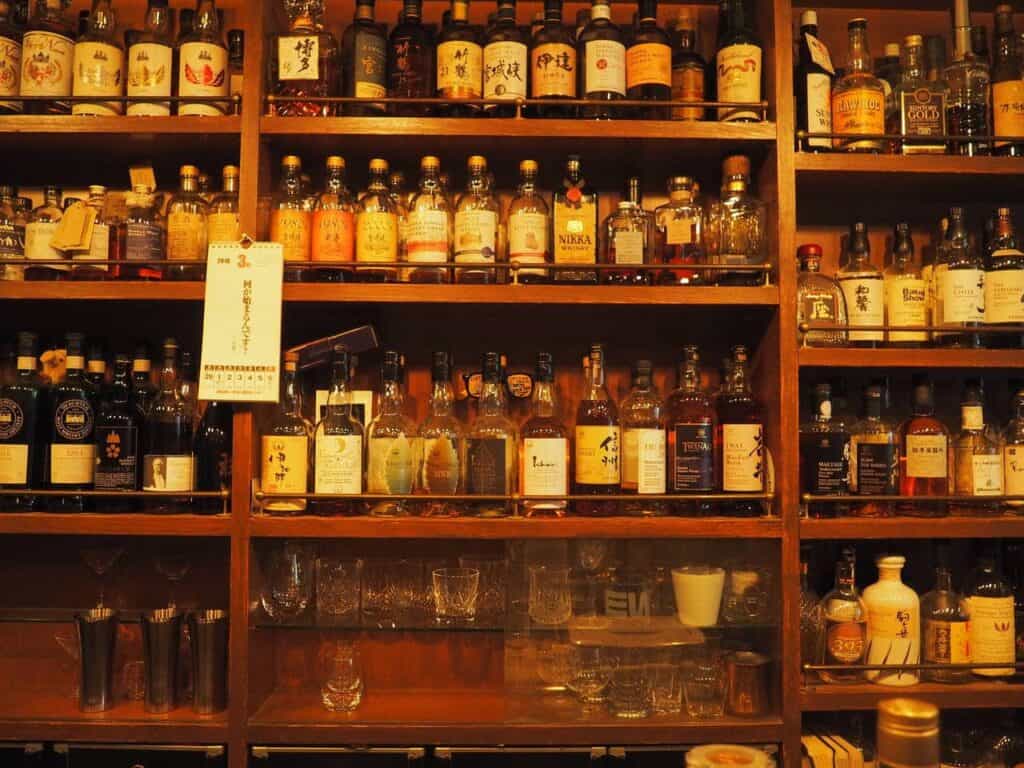 Die Zoetrope Whiskybar in Tokyo