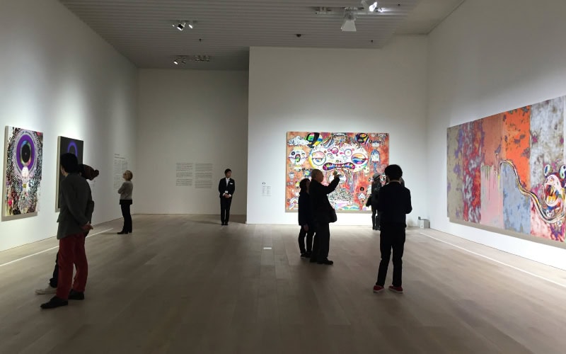 Moderne Kunstausstellung im Mori Art Museum – Foto von Yuya Tamai