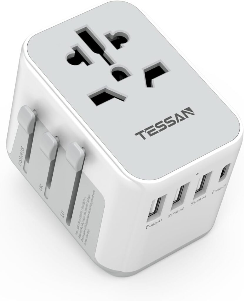 Weißer Reiseadapter für Japan zusätzlich mit USB